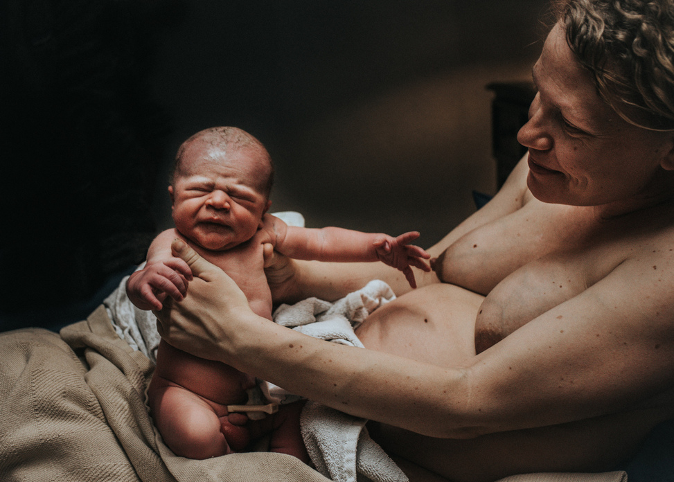 A Surprise Gender birth as photographed by Los Angeles birth photographer and videographer Diana Hinek for Dear Birth