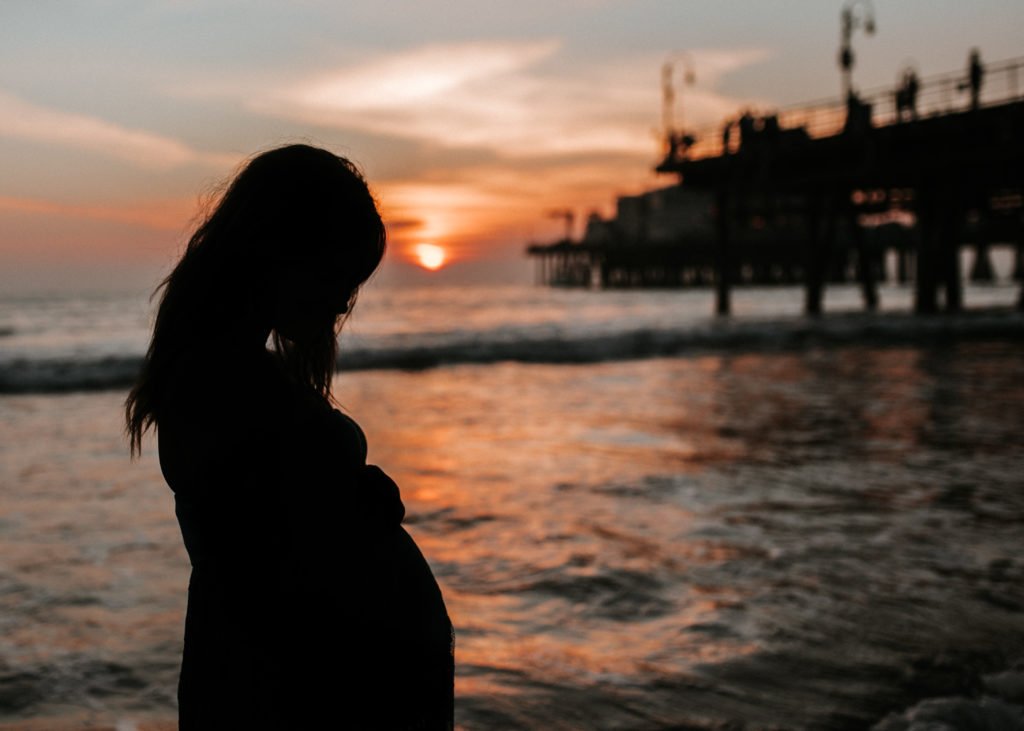Awesome Maternity session at the Santa Monica Pier with Dear Birth