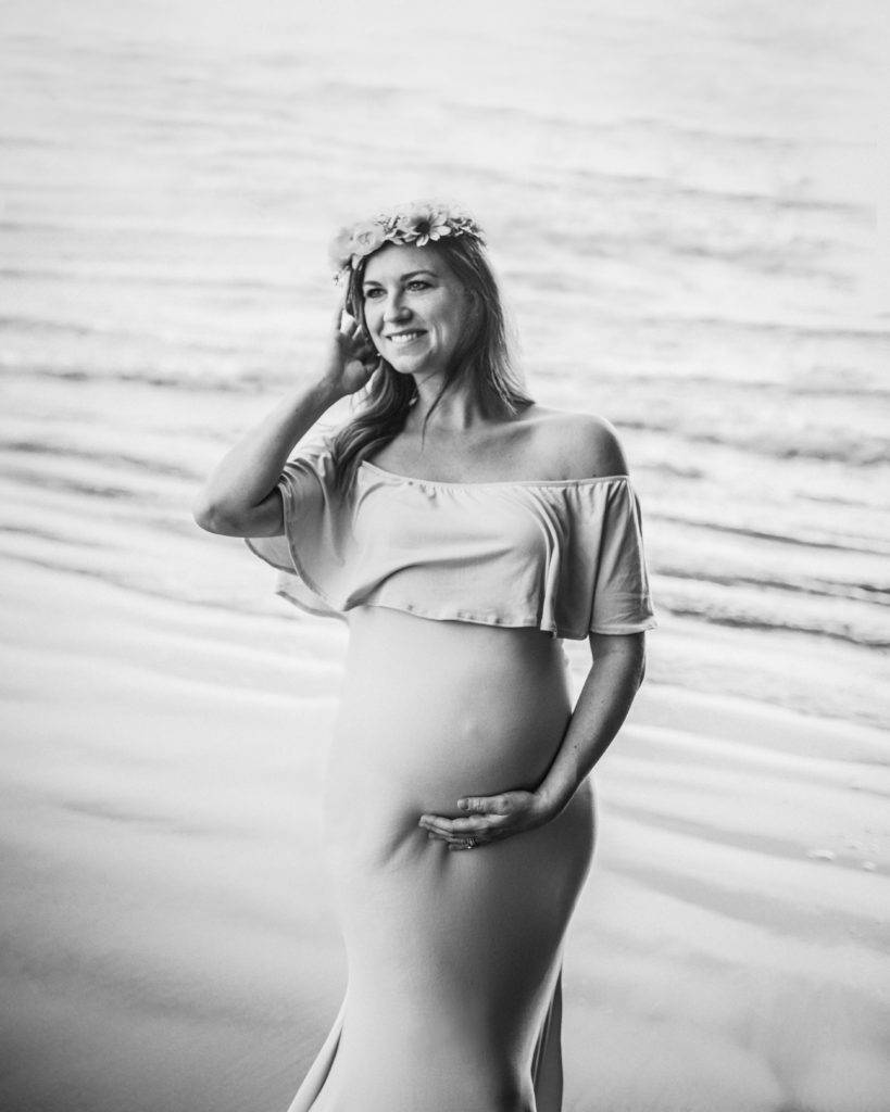 Awesome Maternity session at the Santa Monica Pier with Dear Birth