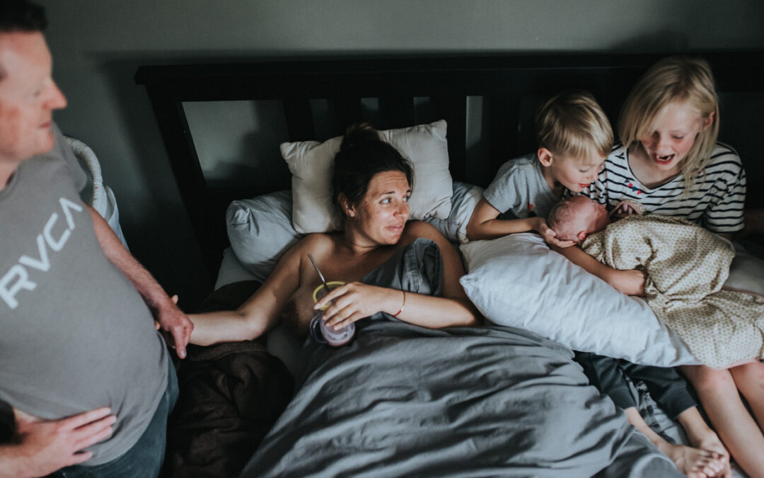 Beautiful homebirth in Hermosa Beach photographed by Los Angeles Birth Photographer Diana Hinek for Dear Birth