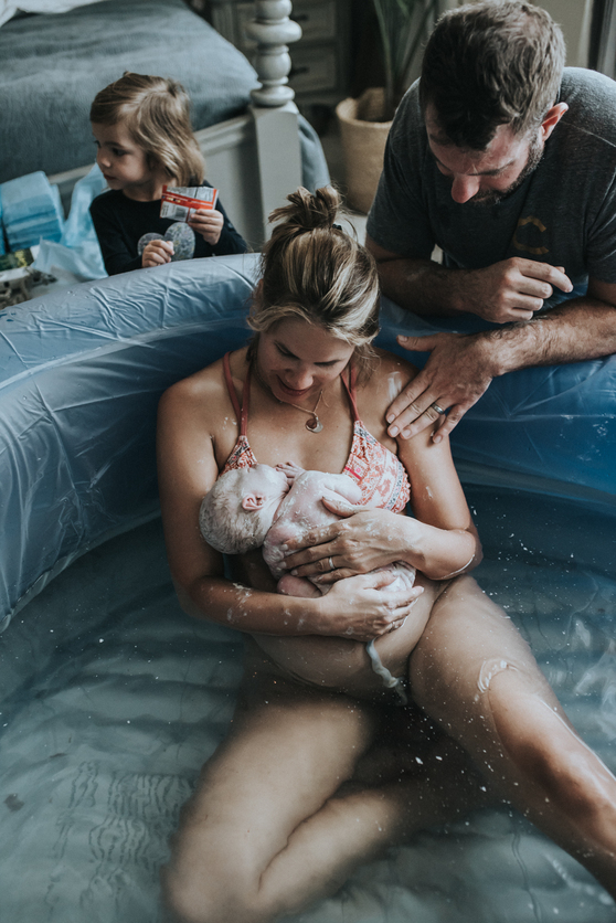 the benefits of vernix at birth: homebirth in the south bay as photographed by Los Angeles birth photographer and videographer Diana Hinek for Dear Birth
