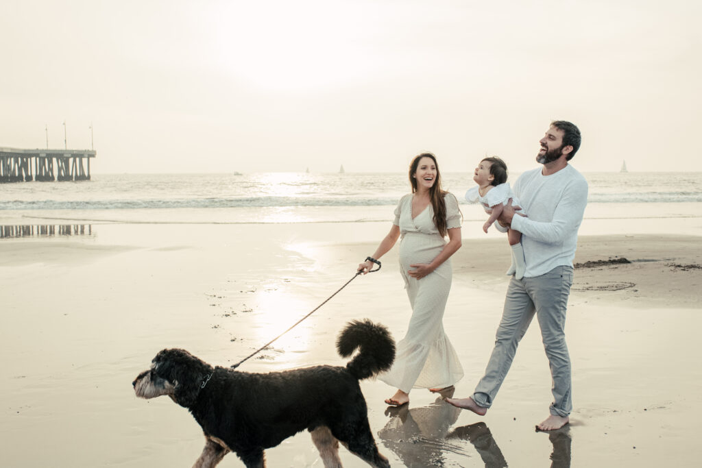 Maternity session at the Venice Pierby Los Angeles family photographer dear birth