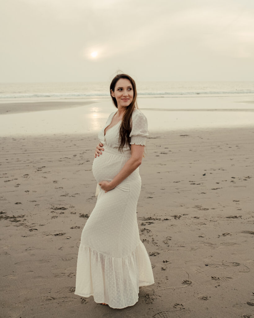 Maternity session at the Venice Pierby Los Angeles family photographer dear birth