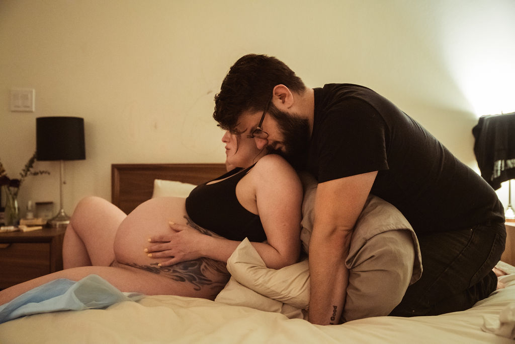 Magical homebirth during the full moon with Los Angeles birthphotographer Dear Birth