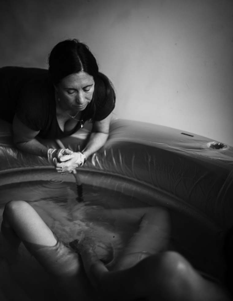 Beautiful Homebirth Story in Photographs as photographed by Los Angeles birth photographer Diana Hinek for Dear Birth