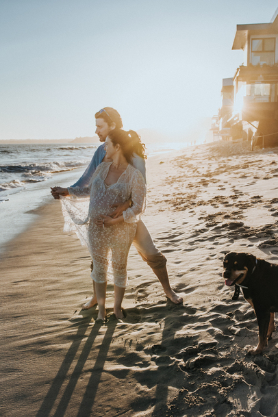 Maternity sunset photoshoot by Los Angeles Pregnancy and newborn and family and birth photographer and videographer Diana Hinek for Dear Birth