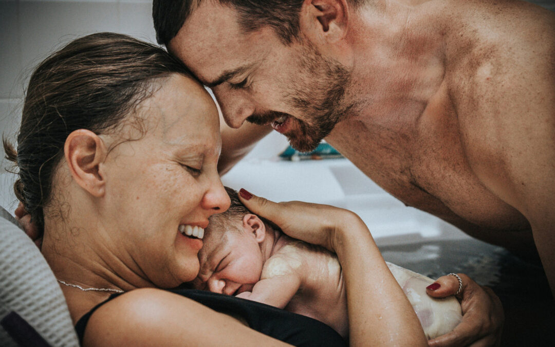 gentle-birth-homebirth-family-hug-los-angeles