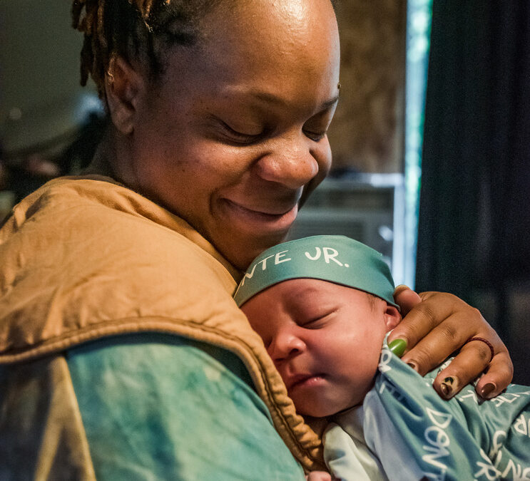 Los Angeles birth photography celebrates Mother's Day Everyday